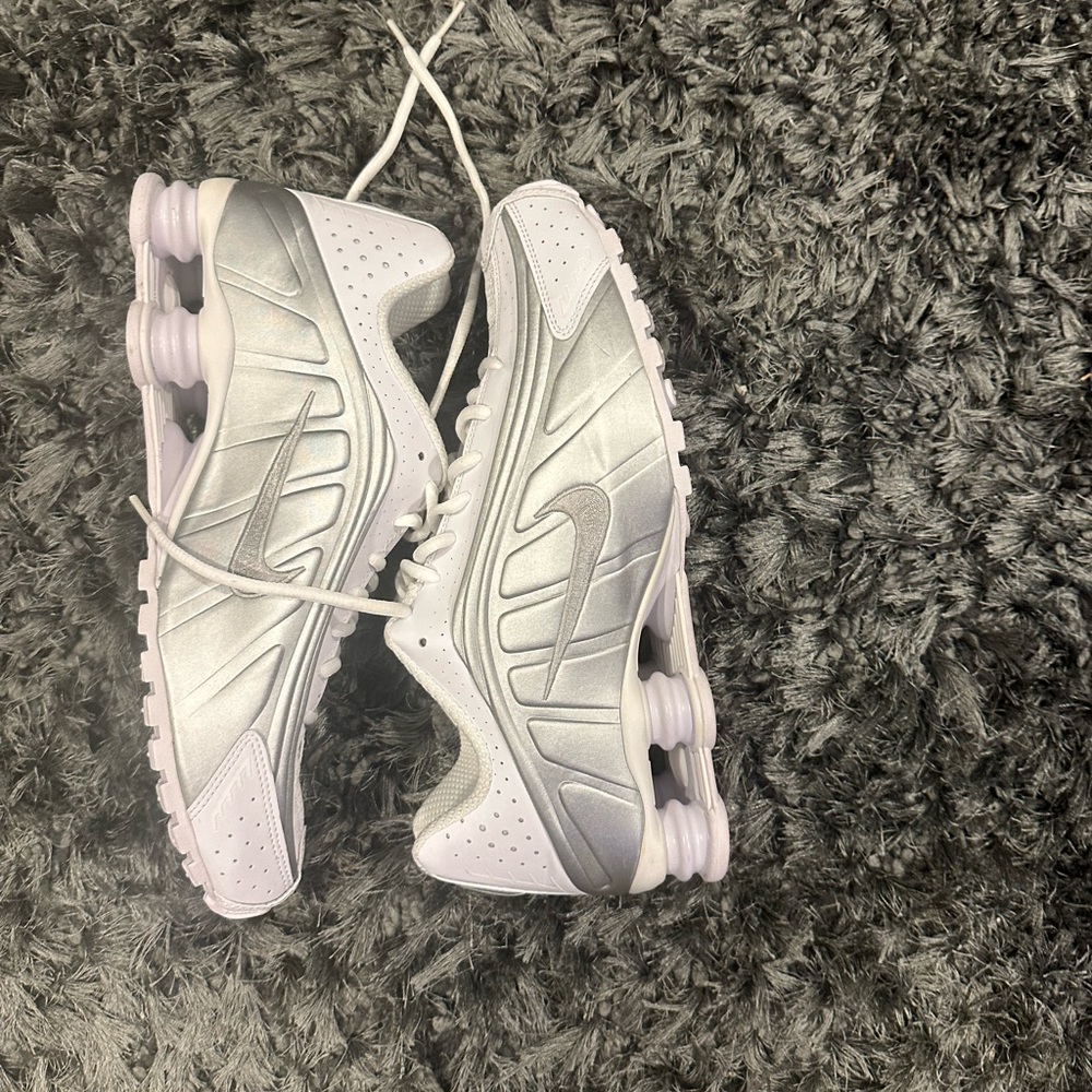 Nike Shox